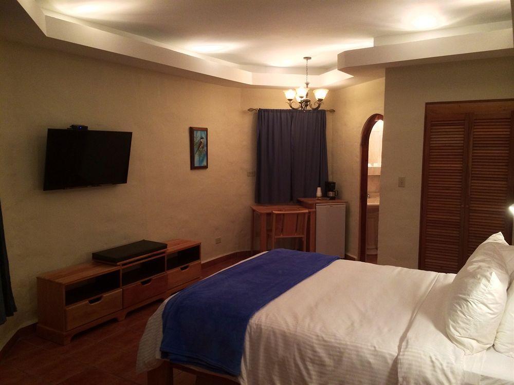 The Inn At Palo Alto Бокете Экстерьер фото